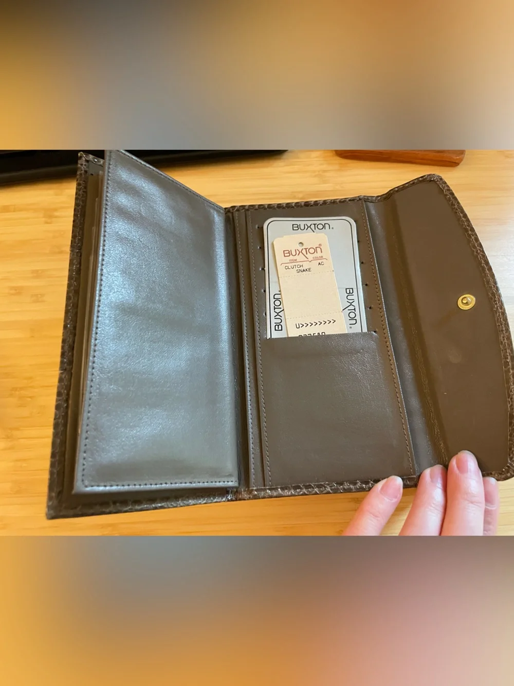 NWT Buxton Genuine Snake Skin 70s Clutch Wallet Organizer